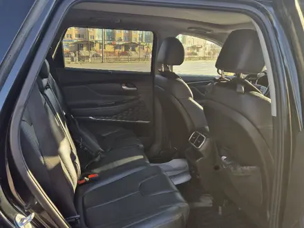 Hyundai Santa Fe 2020 года за 12 000 000 тг. в Актобе – фото 9