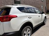 Toyota RAV4 2014 годаfor9 900 000 тг. в Петропавловск – фото 3