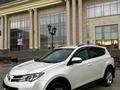 Toyota RAV4 2014 года за 11 000 000 тг. в Петропавловск – фото 2