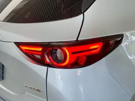 Mazda CX-5 Supreme 2021 года за 20 850 000 тг. в Актобе – фото 21