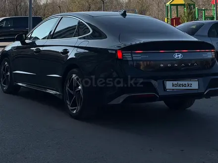 Hyundai Sonata 2023 года за 14 000 000 тг. в Караганда – фото 18