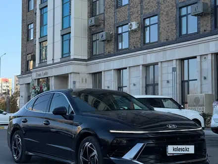 Hyundai Sonata 2023 года за 14 000 000 тг. в Караганда