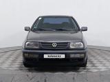 Volkswagen Vento 1993 года за 1 490 000 тг. в Астана – фото 2