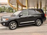 Toyota Land Cruiser 2015 годаүшін28 500 000 тг. в Алматы