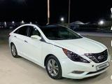 Hyundai Sonata 2011 года за 4 500 000 тг. в Жанаозен – фото 3