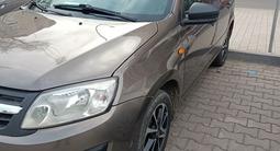 ВАЗ (Lada) Granta 2190 2016 года за 3 500 000 тг. в Атбасар – фото 2