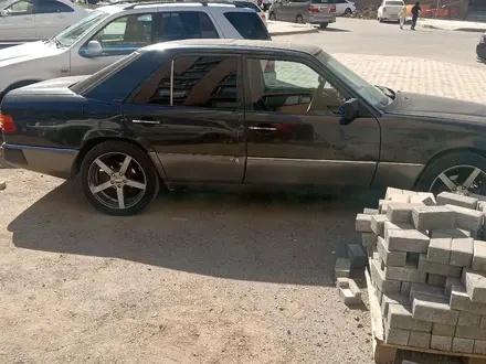 Mercedes-Benz E 300 1992 года за 2 000 000 тг. в Усть-Каменогорск