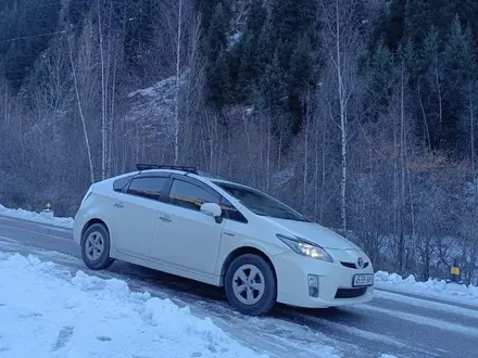 Toyota Prius 2009 года за 2 700 000 тг. в Алматы – фото 2