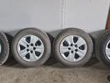 Комплект зимних колес за 185 000 тг. в Петропавловск