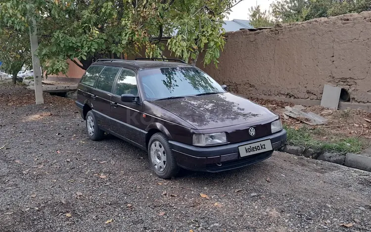 Volkswagen Passat 1993 годаfor1 300 000 тг. в Шымкент