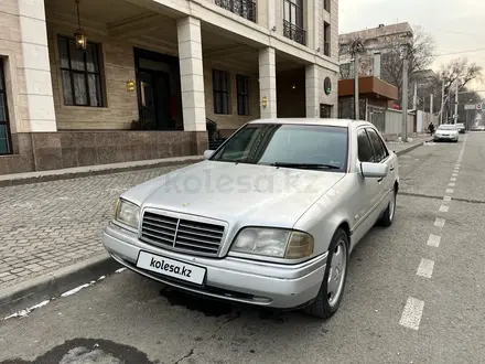 Mercedes-Benz C 280 1995 года за 2 490 000 тг. в Алматы – фото 3