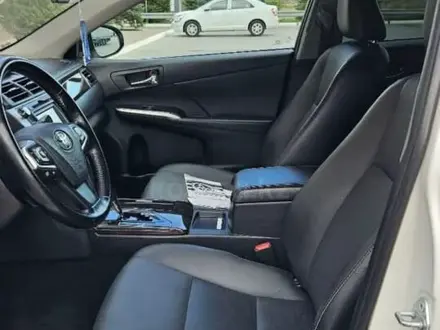 Toyota Camry 2015 года за 10 000 000 тг. в Уральск – фото 5