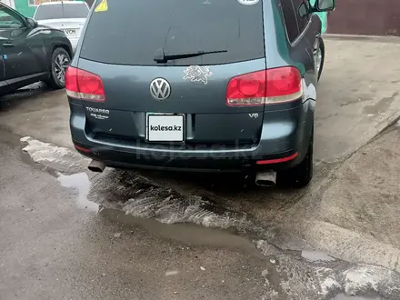 Volkswagen Touareg 2004 года за 5 100 000 тг. в Тараз – фото 6