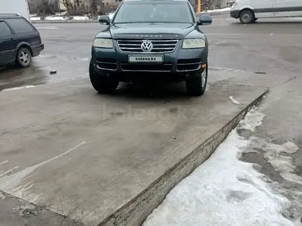 Volkswagen Touareg 2004 года за 5 100 000 тг. в Тараз – фото 7