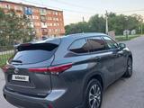 Toyota Highlander 2020 года за 16 000 000 тг. в Усть-Каменогорск – фото 4