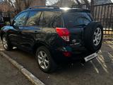 Toyota RAV4 2007 годаүшін7 350 000 тг. в Актобе – фото 3