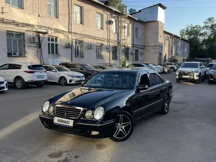 Mercedes-Benz E 430 2000 года за 4 700 000 тг. в Алматы – фото 6