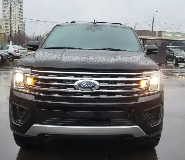 Ford Expedition, 2021
