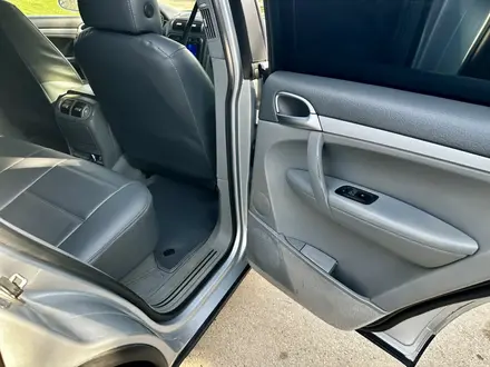 Porsche Cayenne 2004 года за 6 200 000 тг. в Алматы – фото 12
