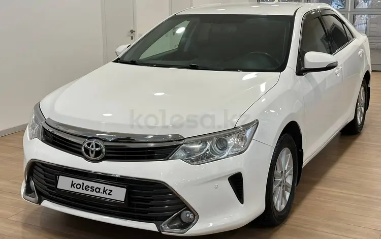 Toyota Camry 2015 года за 10 250 000 тг. в Астана