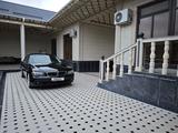 BMW 750 2006 года за 8 000 000 тг. в Туркестан – фото 4