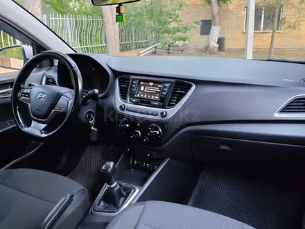 Hyundai Accent 2017 года за 5 150 000 тг. в Караганда – фото 9