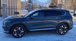 Hyundai Santa Fe 2023 годаfor18 900 000 тг. в Алматы – фото 4