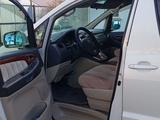 Toyota Alphard 2002 года за 7 500 000 тг. в Кокшетау – фото 5
