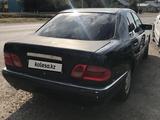 Mercedes-Benz E 230 1996 годаfor1 600 000 тг. в Шымкент