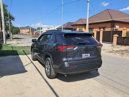 Toyota RAV4 2019 года за 11 300 000 тг. в Атырау – фото 5