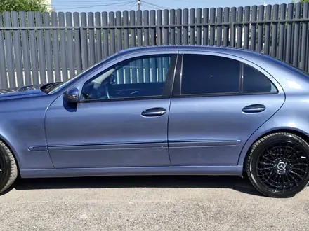 Mercedes-Benz E 320 2002 года за 5 700 000 тг. в Алматы – фото 4