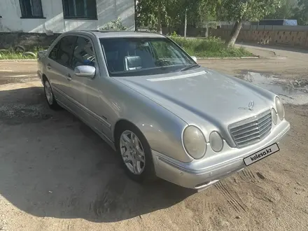 Mercedes-Benz E 200 2001 года за 3 200 000 тг. в Павлодар – фото 6