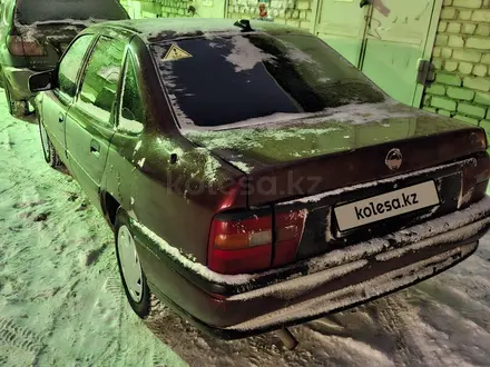 Opel Vectra 1992 года за 600 000 тг. в Актобе – фото 3