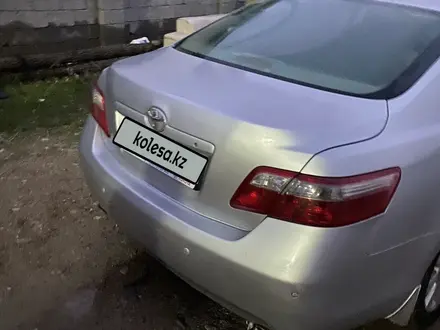 Toyota Camry 2007 года за 6 500 000 тг. в Тараз – фото 2