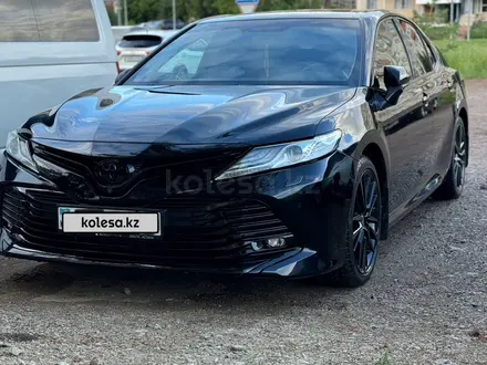 Toyota Camry 2019 года за 16 000 000 тг. в Астана