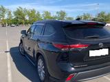 Toyota Highlander 2023 года за 32 000 000 тг. в Астана – фото 5