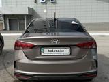 Hyundai Accent 2021 годаүшін7 500 000 тг. в Караганда – фото 2