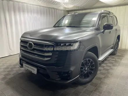 Toyota Land Cruiser Prestige 2022 года за 42 700 000 тг. в Алматы