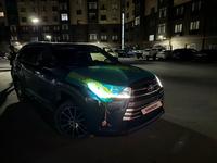 Toyota Highlander 2019 годаfor17 500 000 тг. в Атырау