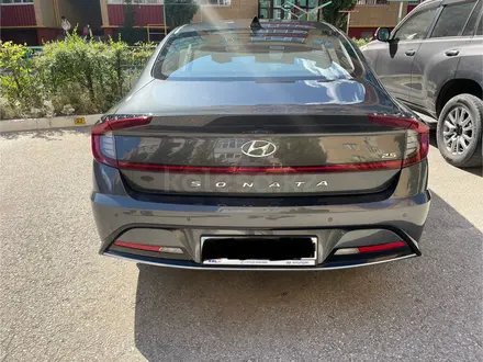 Hyundai Sonata 2021 года за 12 500 000 тг. в Актобе – фото 4