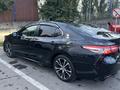 Toyota Camry 2020 года за 11 500 000 тг. в Алматы – фото 4