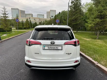 Toyota RAV4 2018 года за 11 000 000 тг. в Астана – фото 5