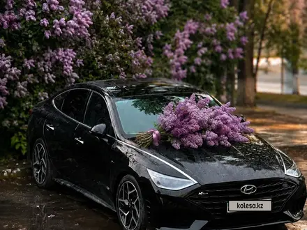 Hyundai Sonata 2021 года за 11 500 000 тг. в Астана – фото 2