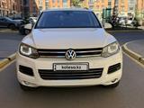 Volkswagen Touareg 2012 года за 8 900 000 тг. в Караганда – фото 2