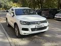 Volkswagen Touareg 2012 года за 8 900 000 тг. в Караганда