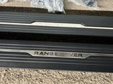 Выдвижные электрические пороги подножки LAND ROVER за 290 000 тг. в Астана – фото 2