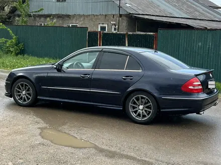 Mercedes-Benz E 320 2002 годаүшін5 300 000 тг. в Алматы – фото 10