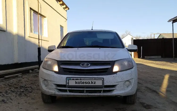 ВАЗ (Lada) Granta 2190 2013 годаүшін2 800 000 тг. в Атырау