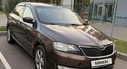 Skoda Rapid 2014 года за 3 500 000 тг. в Алматы