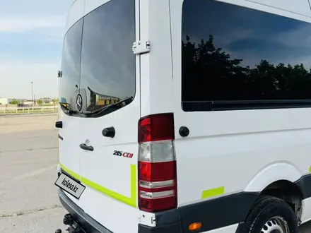 Mercedes-Benz Sprinter 2006 года за 9 500 000 тг. в Алматы – фото 12